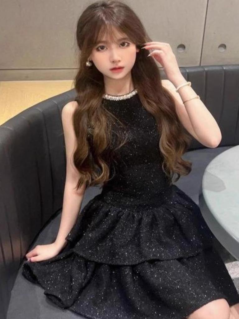 French Small Fragrant Style Black Vest Neck Dress Female Summer Small Temperament Waist Thin Birthday Cake Dress