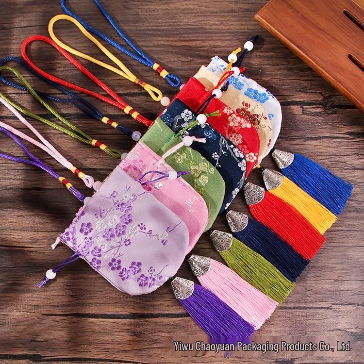 Embroidered Lavender Sachet: Dragon Boat Festival Car Pendant, Mosquito Repellent for Babies and Kids