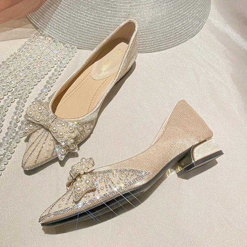 Pointed single shoes women's spring 2025 new French shallow mouth rhinestone pearl soft sole ladyshoes thick heel versatile women's shoes