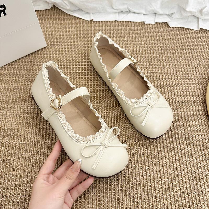 Girls heart bow Mary Jane shoes children's small flower buds spring 2025 new Lolita with skirt small leather shoes