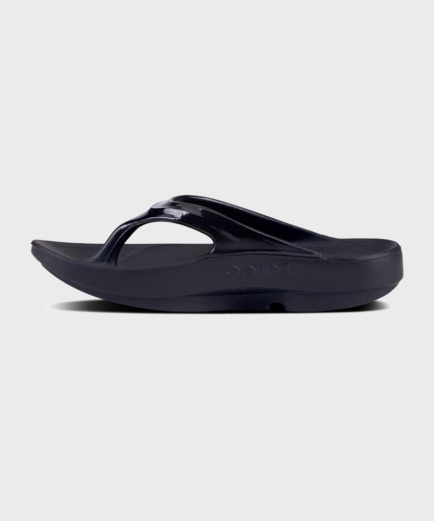 Oofos [Oolala] Black Unisex Flip-Flops