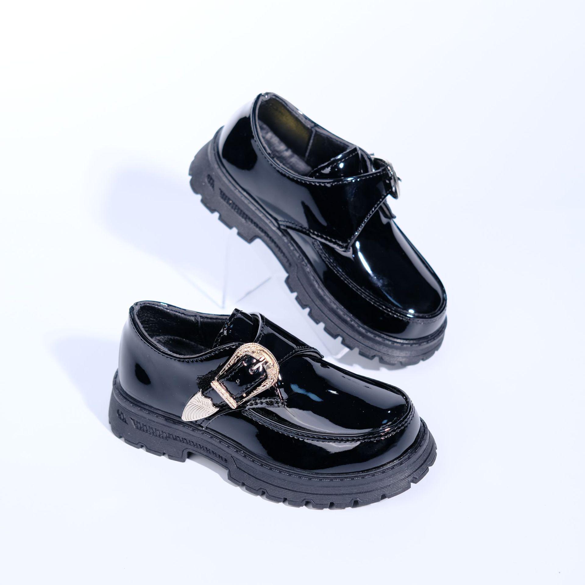 

Черные глянцевые школьные туфли для африканских детей с золотой пряжкой, лакированная кожа, издание 2026 25-30 (MOQ 6 pcs)