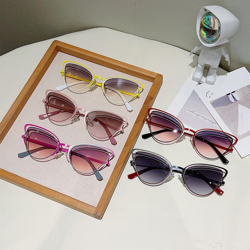 European and American style metal hollow cat eye sunshade sunglasses personalized punk party stage beautiful accessories sunglasses