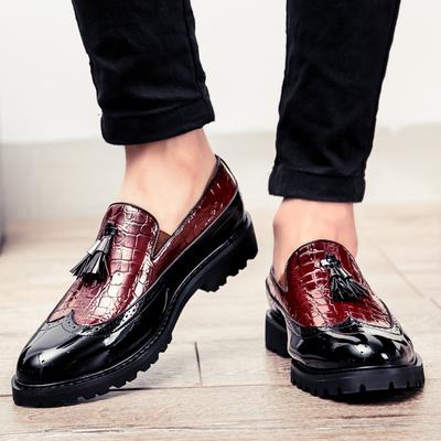 Trendy w modzie męskiej Buty do biura Oddychające skórzane mokasyny Wysokiej jakości płaskie buty Męskie buty do chodzenia Wsuwane mokasyny z frędzlami