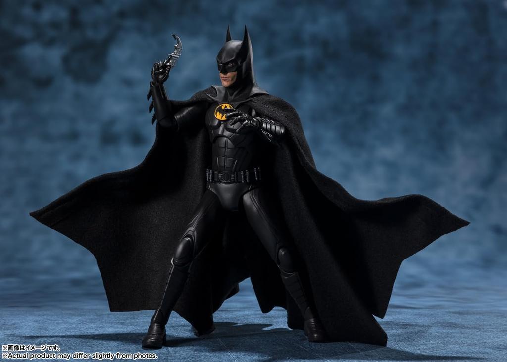 TAMASHII NATIONS Batman Approximately 150mm ABS PVC Cloth Painted Movable Figure S.H.Figuarts (The Flash) & &