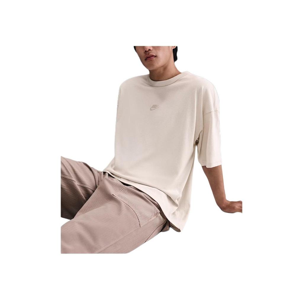 Nike Solid Color Loose Fit Drop Shoulder Round Neck Short Sleeve T-Shirt Men Tops Light-Bone HF9607-072