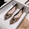 2024 Nye Leopard Dame Ballerina Båtsko Rhinestone Firkantet Knapp Skinn Fritidssko Spiss Tå Slip-on Loafers 35-43