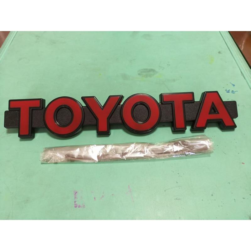 

Black Retro Toyota Front Grille Emblem Ornament Sticker 38x6.5x1.5cm for RAV4 Camry 38x6.5x1.5cm красный