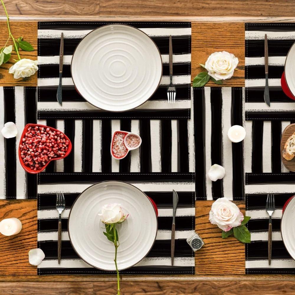 4Pcs 30x45cm Red Love Hearts Table Mats Linen Dining Table Mat Farmhouse Burlap Placemat Kitchen