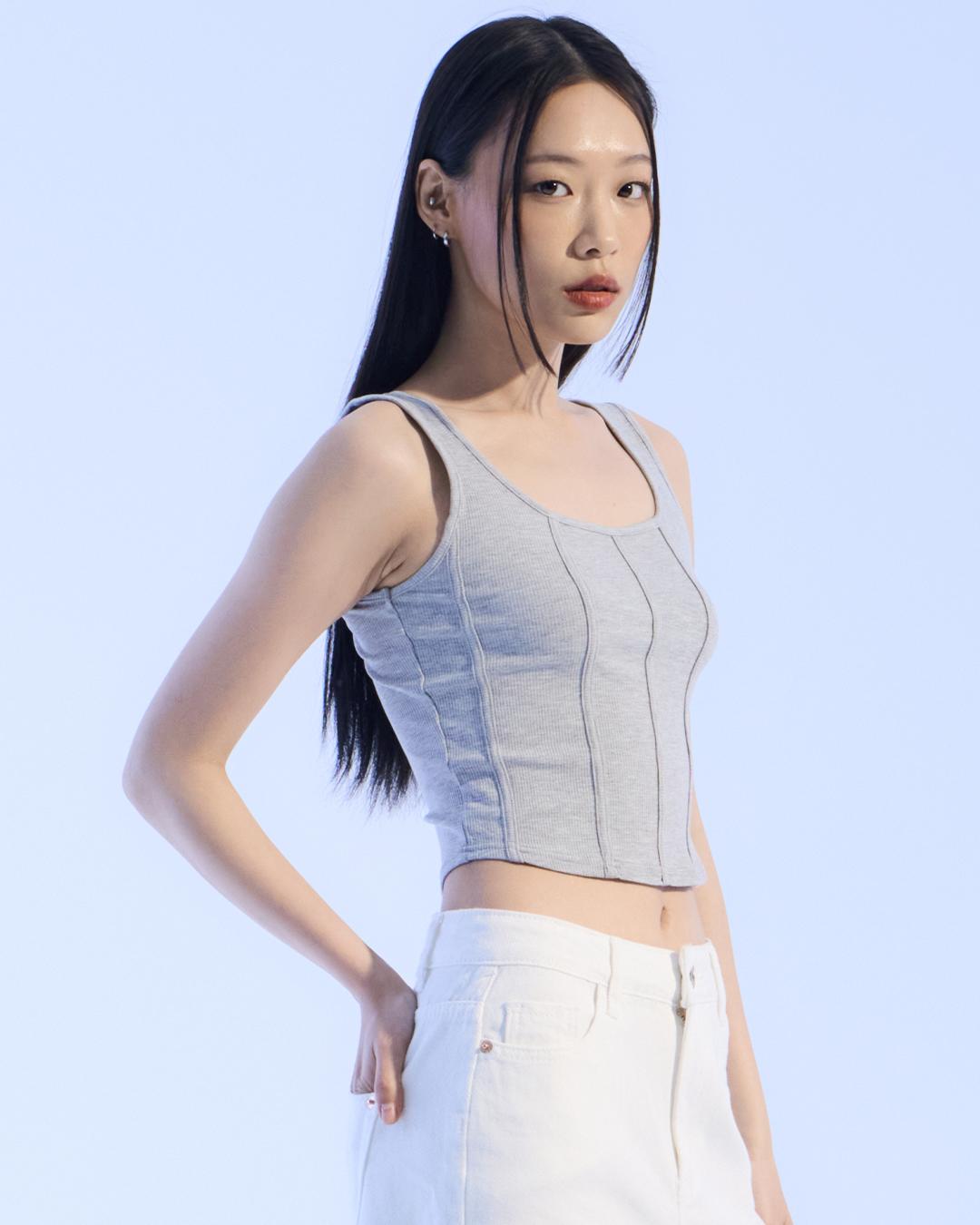 Moa Shaped & Ribbed Top Sleeveless (Gray) Gray/S