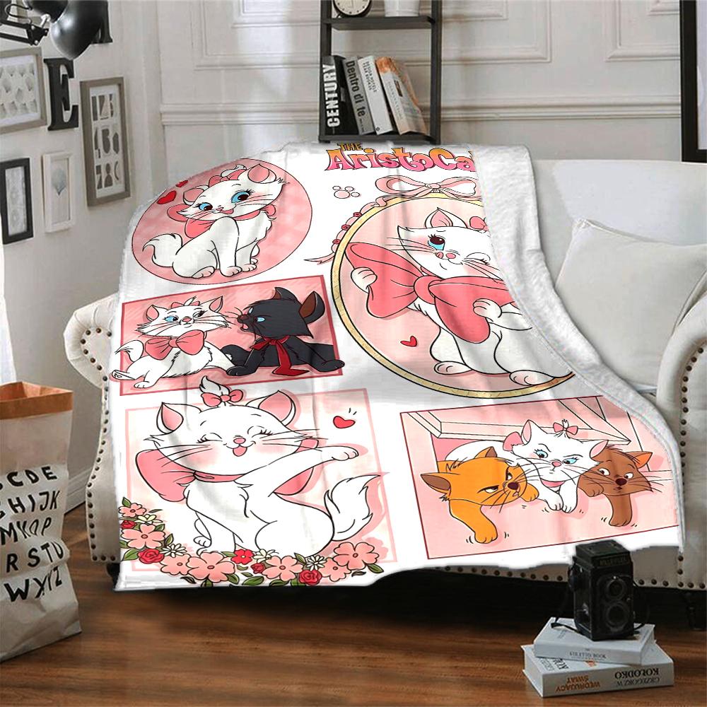 Aristocats Love Flannel blanket, soft and warm, suitable for beds and sofas, all seasons, portable travel blanket. 073097