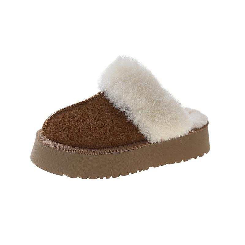 Women's shoes 2025 autumn and winter muffin new slippers summer platform sandals indoor air conditioning flat sole wool shoes women