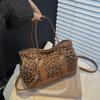 Retro Leopard Print Crossbody Bag Plush Ladies Bucket Shoulder Bag  Autumn Winter