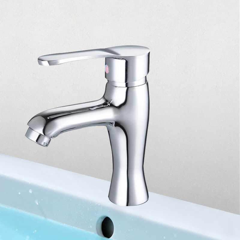 Bathroom Sink Single-Handle Faucet