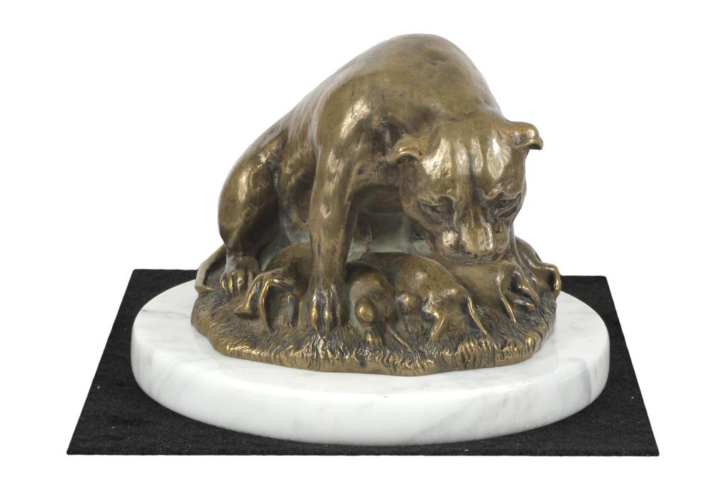 Stafordšírský bulteriér, Staffy I - figurka psa, socha na bílém mramoru, trofej pro výstavu psů Art-Dog