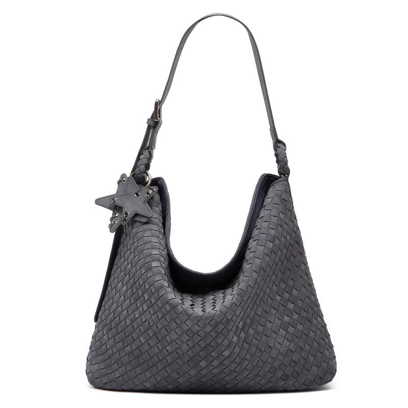 2025 Autumn/Winter Large Capacity Woven Vintage Shoulder Tote
