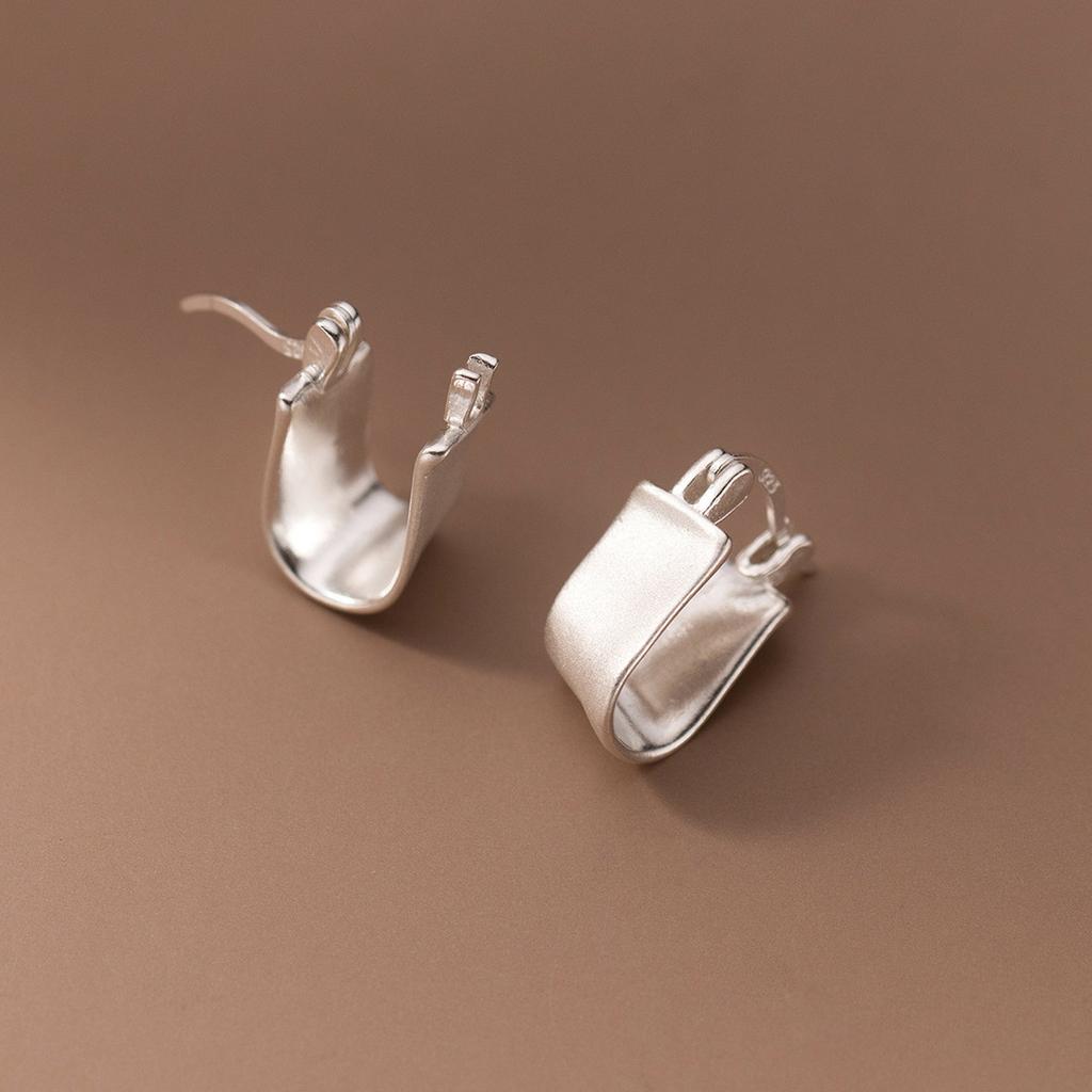 Frosted U-shaped Ear Buckle Winter Korean Version Geometric Niche Ins Design Advanced Sense Versatile New Ear Jewelry Women