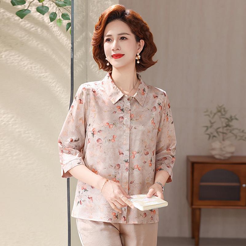 

Elegant Lapel Print Seven-Sleeve Top for Stylish Middle-Aged and Elderly Women XXXL for 120-135 lbs розовый
