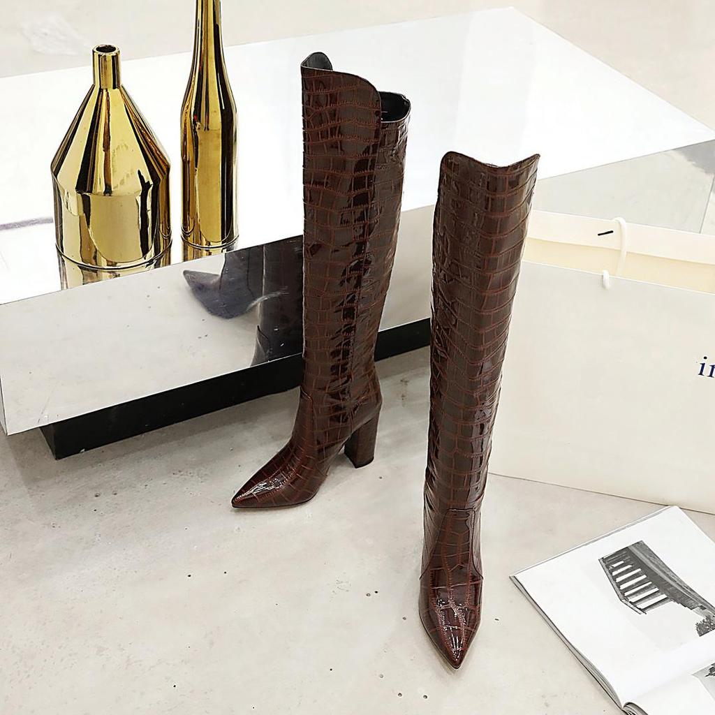 Q/Women's High Heel Boots New Fashion Pointed Thick Heel Crocodile Skin Pattern Large Size Boots
