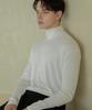 ESN Perfect Turtleneck Knit T-Shirt Off White