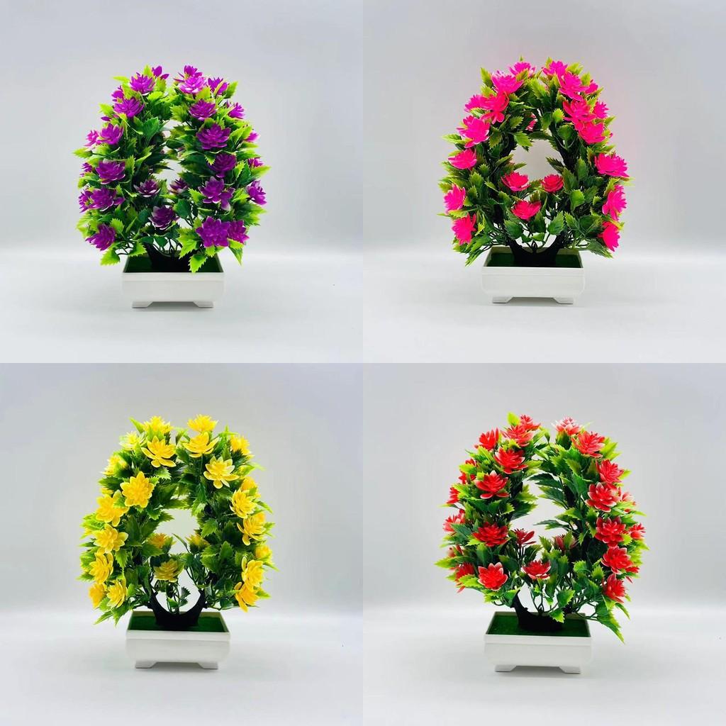 Künstliche herzförmige Nelumbo Sp Pflanze mit rosa und roten Plastikblüten zur Heimdekoration