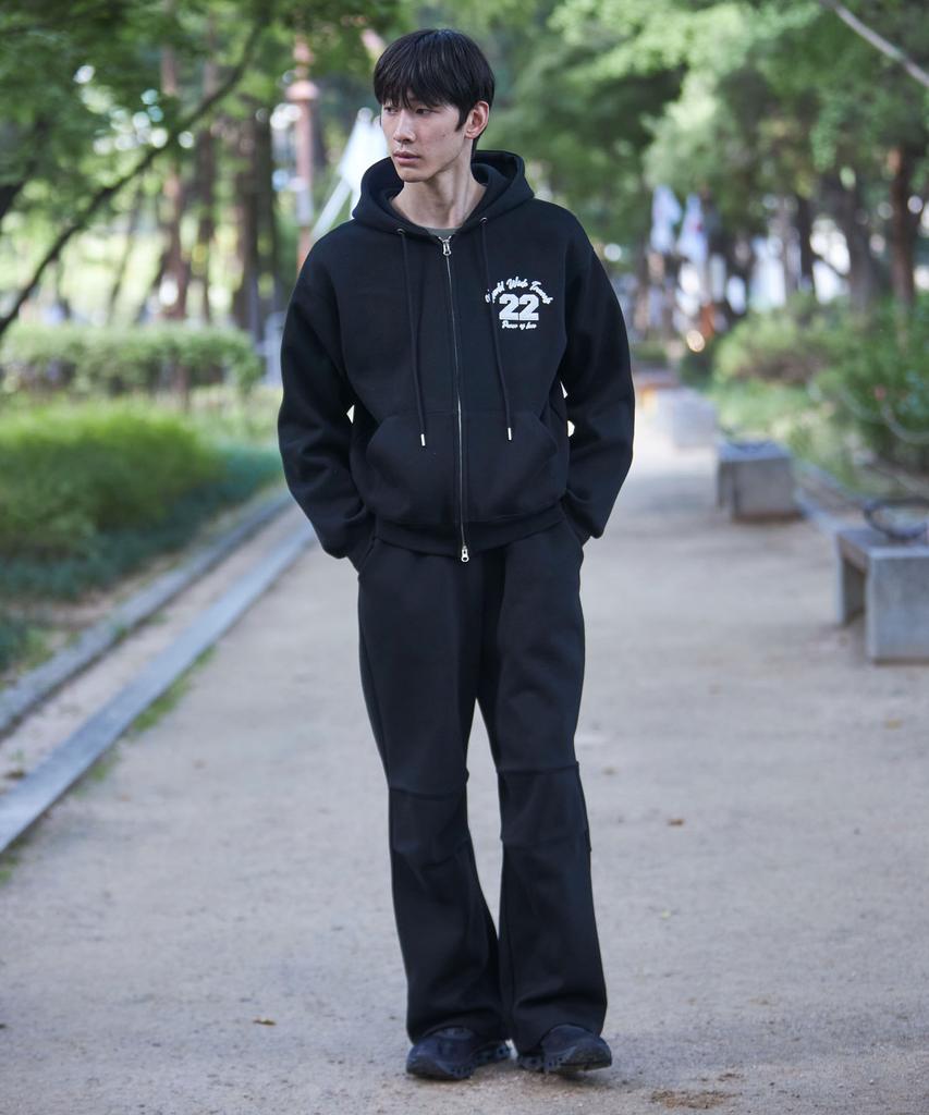Pioel Parachute Embroidered Pants_Black