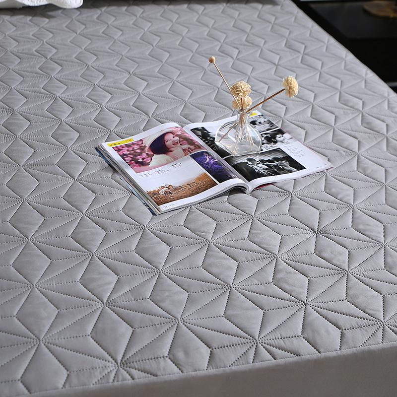 Quilted Waterproof Fitted Mattress Protector - Urine & Dirt Proof for Simmons, Hotels & B&Bs