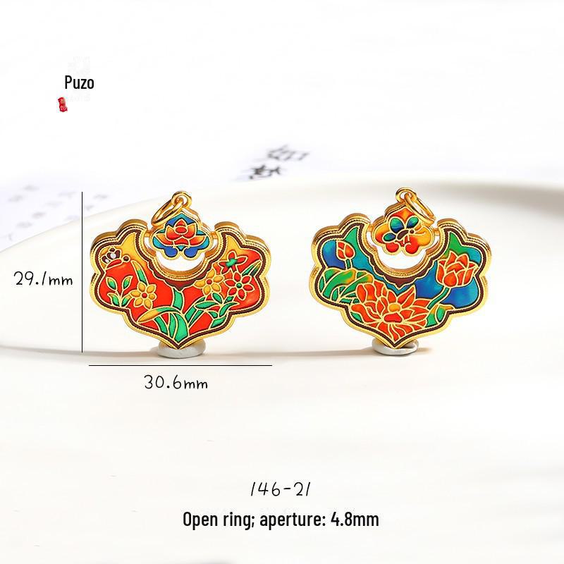 Goldanhänger-Halskette mit blau emailliertem Baby-Schloss-Charm