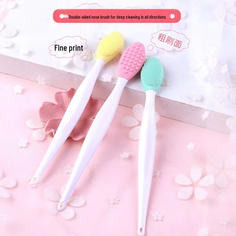 Silicone Deep Cleansing Brush for Blackhead Removal and Pore Cleaning