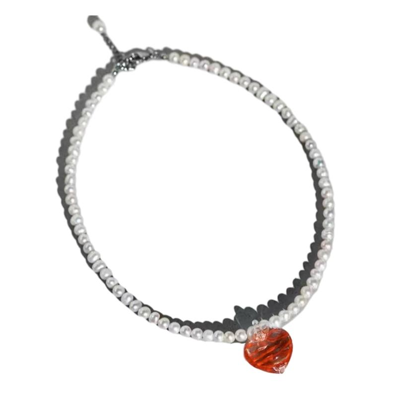 

Dopamine Pearls Big Loves Heart Pendant Choker Necklace for Women Niche Elegant Adjustable Chain Simple Design Jewelry червоний