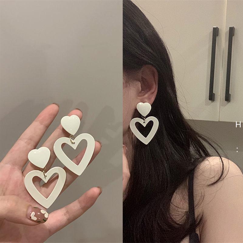 White Exaggerated Heart Dangle Earrings - 2025 Trendy Jewelry for Influencers and Stylish Women