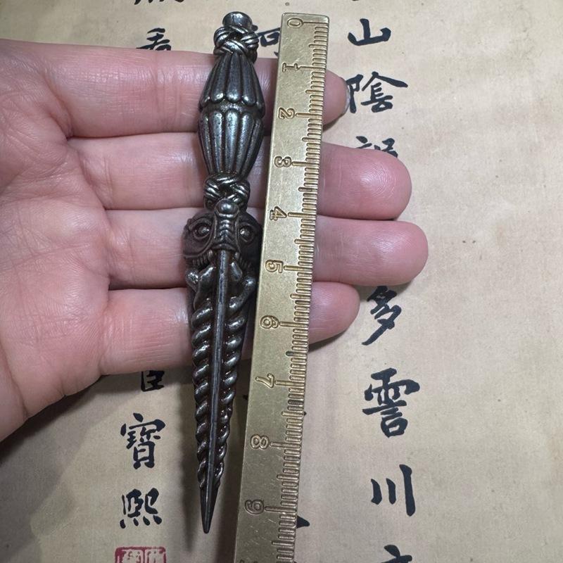 

Вінтажна Маленька Праска Для Чоловіків І Жінок Ваджра Зубець Ремесло Підвіска Прикраса