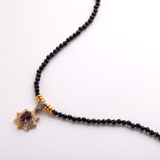 Natural Garnet Pendant Black Spinel S925 Sterling Silver Necklace Women'S Fashion Light Luxury Collarbone Chain