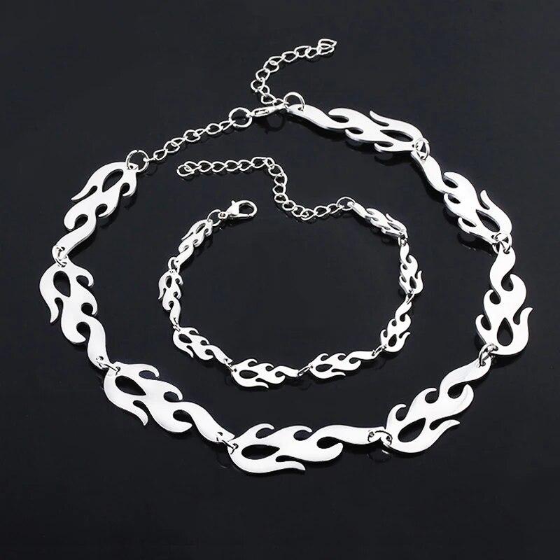 Set di collane a fiamma alla moda Accessorio punk Catena rock Choker unisex per donne uomini Streetwear Harajuku Hip Hop Regalo Gioielli per feste