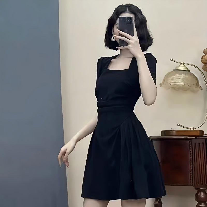 High-end French Square Neck Dress Women's Summer New Niche Waist and Thin Small A-word Short Skirt