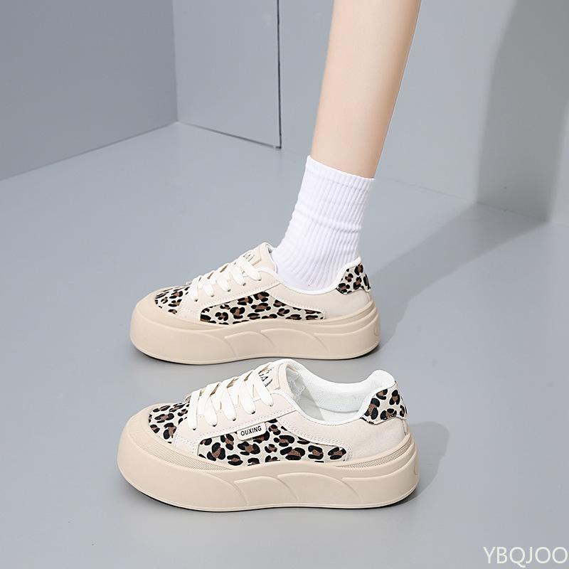2025 Spring New Breathable Leopard Pattern Low Cut Casual Thick Soled Board Shoes with Soft Sponge Cake Shoes Zapatos De Mujer