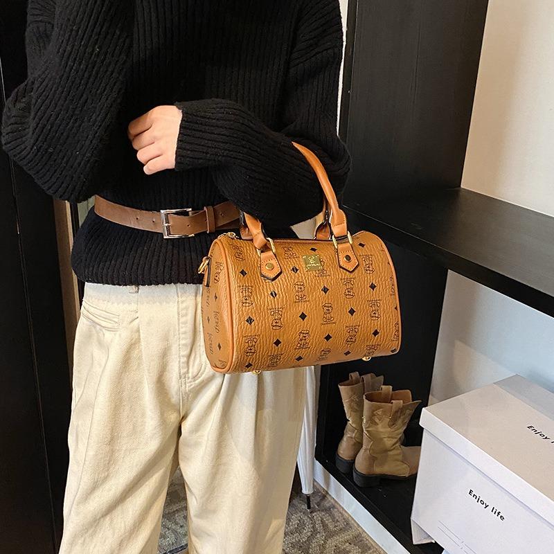 Premium Women's Bag New Classic Niche Design Silk Scarf Shoulder Messenger Bag