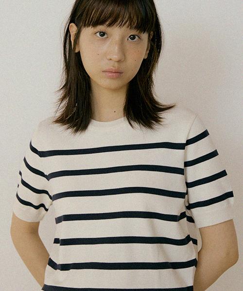 Lingseoul Stripe Round Knit Top-Ivory+Navy