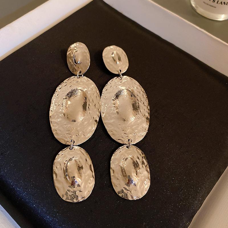 Silver Needle European and American Exaggerated Metal Oval Earrings Long Heavy Industry Design Sense Medium Antique Earrings Niche Design Earrings