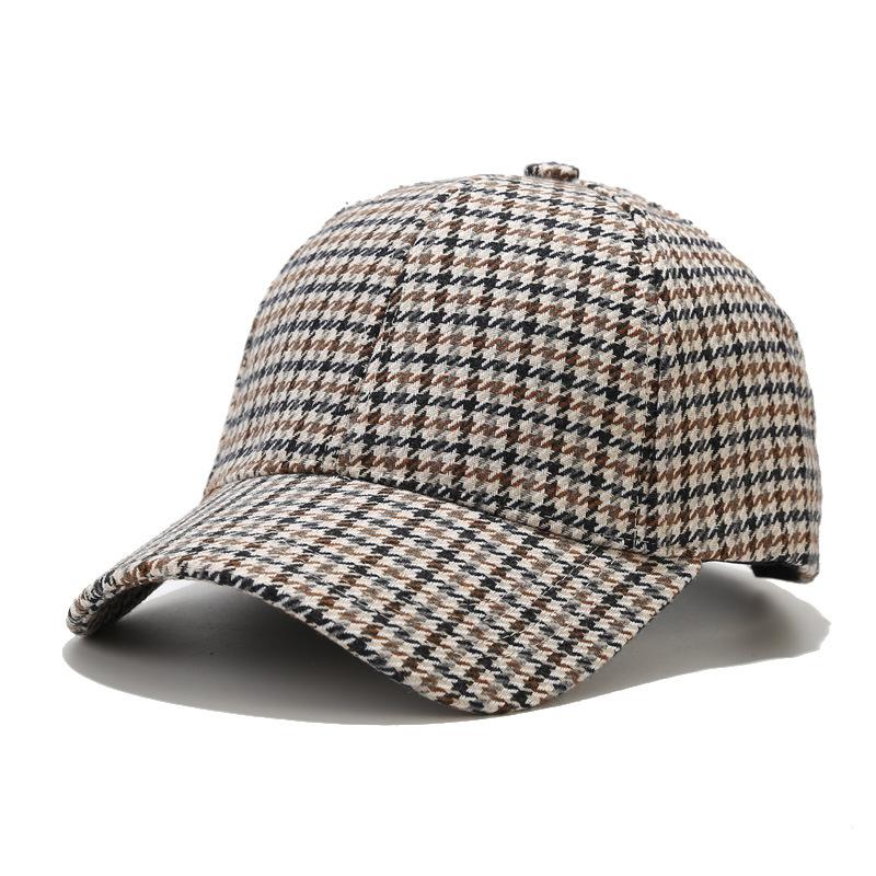 Plaid Baseball Cap - Warm, Lightweight & Adjustable for Autumn/Winter Outdoor Activitie