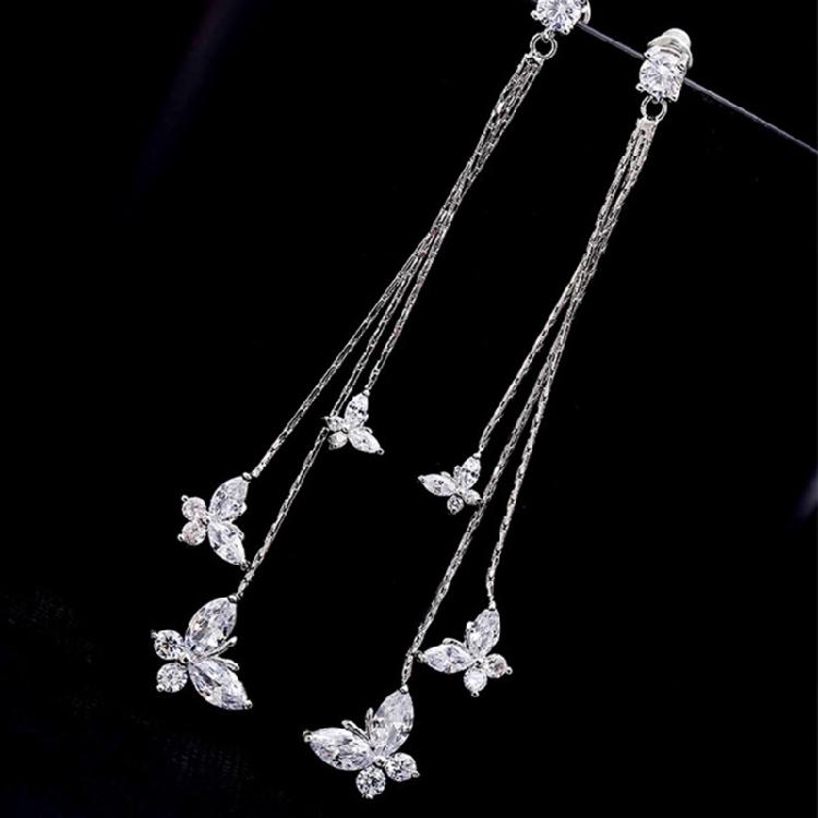 Shimmering Tassels Earrings Featuring 3 Crystal Butterflies Allergy Resistant Zinc Alloy Jewelry For Gift Giving