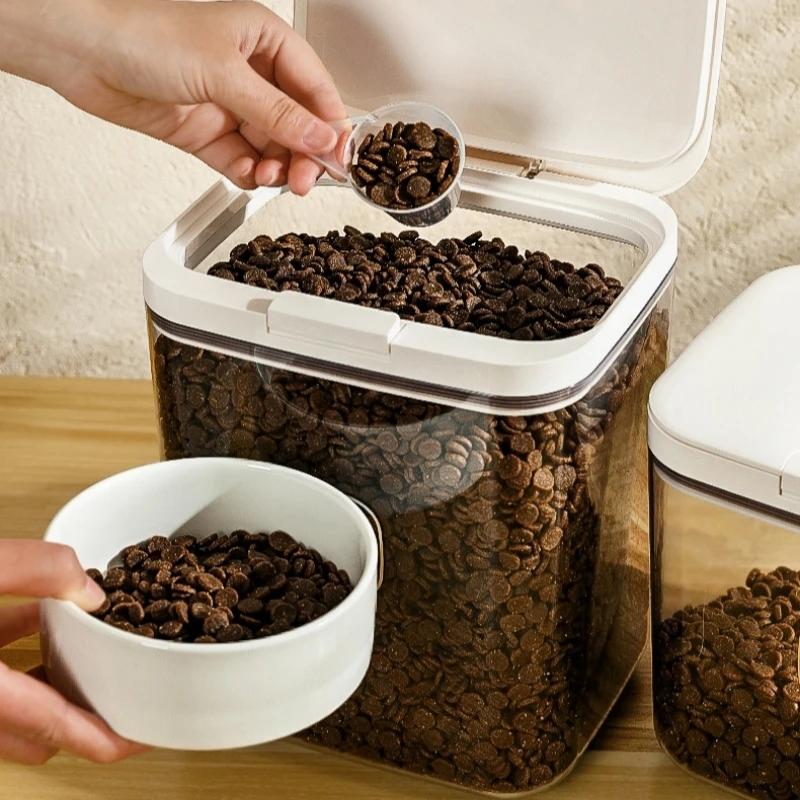 Pet Dogs Cats Food Box with Lid Dog Food Container Pet Food Storage Sealed Moisture-Proof and Fresh-Keeping Dog Cat Food Bucket