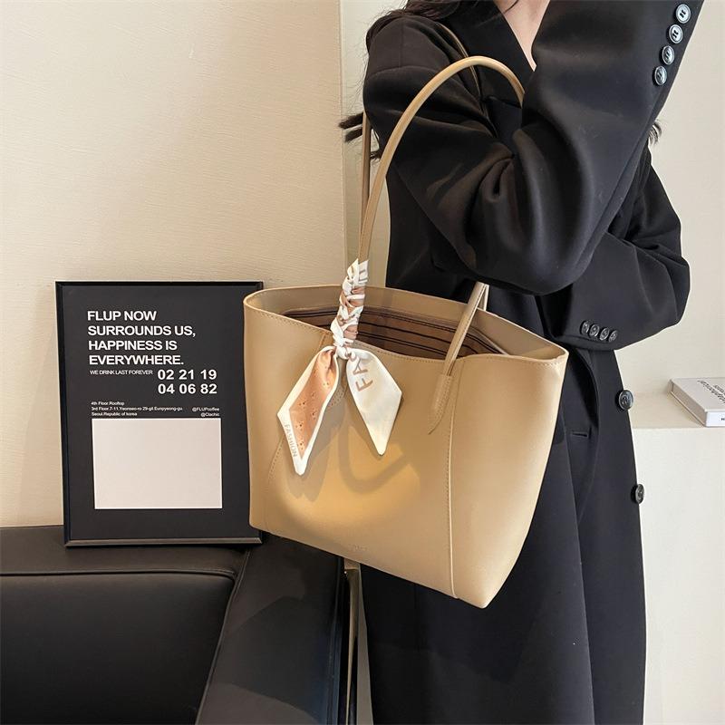Large capacity silk scarf bag women's new niche design trend tote bag simple shoulder handbag