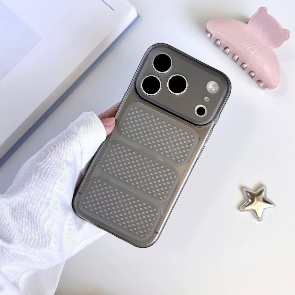 Breathable mesh heat dissipation is suitable for iPhone18promax simple mobile phone case Apple 17 fine hole anti-drop soft cover 16