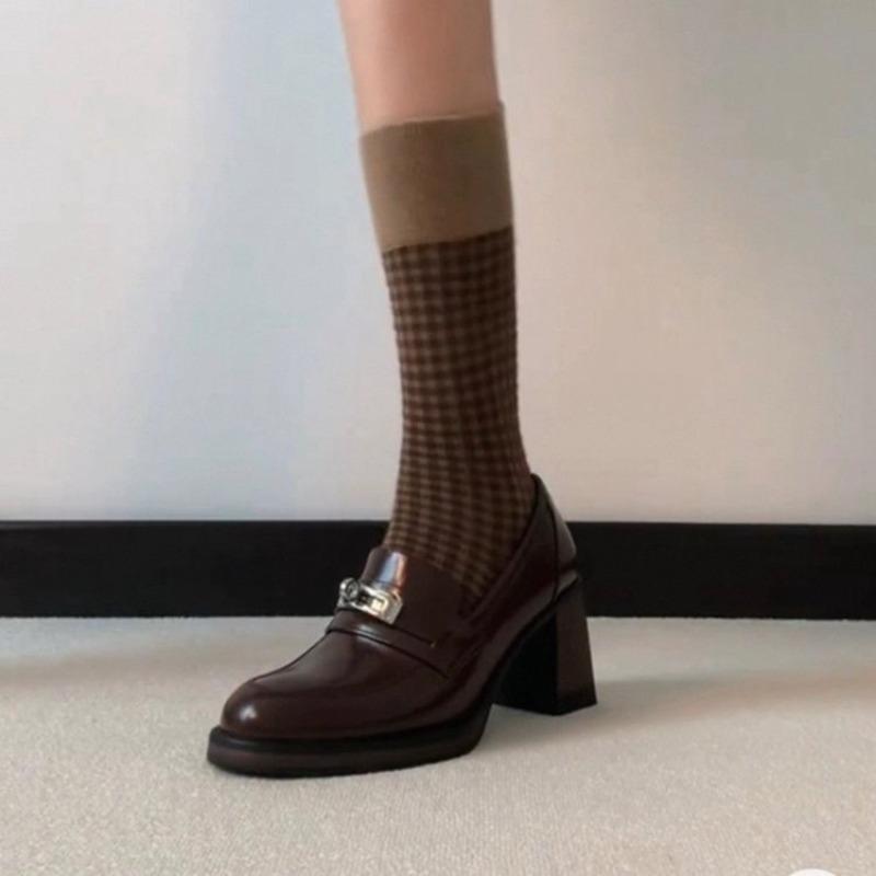 Retro Metal Buckle High-heeled Women's New Style Thick-soled Leather Shoes