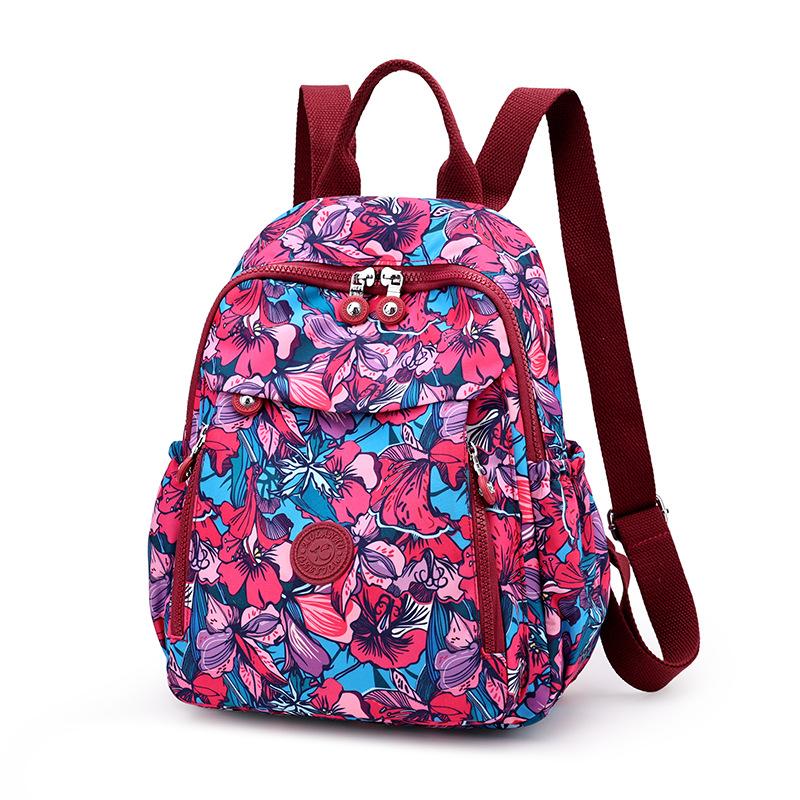 New Lightweight, Water-resistant, Large Capacity Printed Backpack for Middle-aged Mothers, Women's Outdoor Leisure Travel Bag