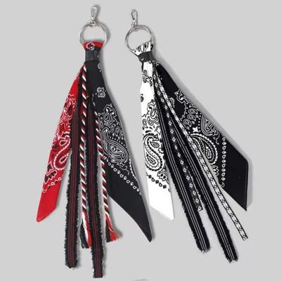 Závěsná ozdoba Hip Hop styl Paisley vzorovaný šátek Třásně Unisex Kalhoty Pas Dekorace Závěsný přívěsek Peněženka Batoh Biker Šátek Kov