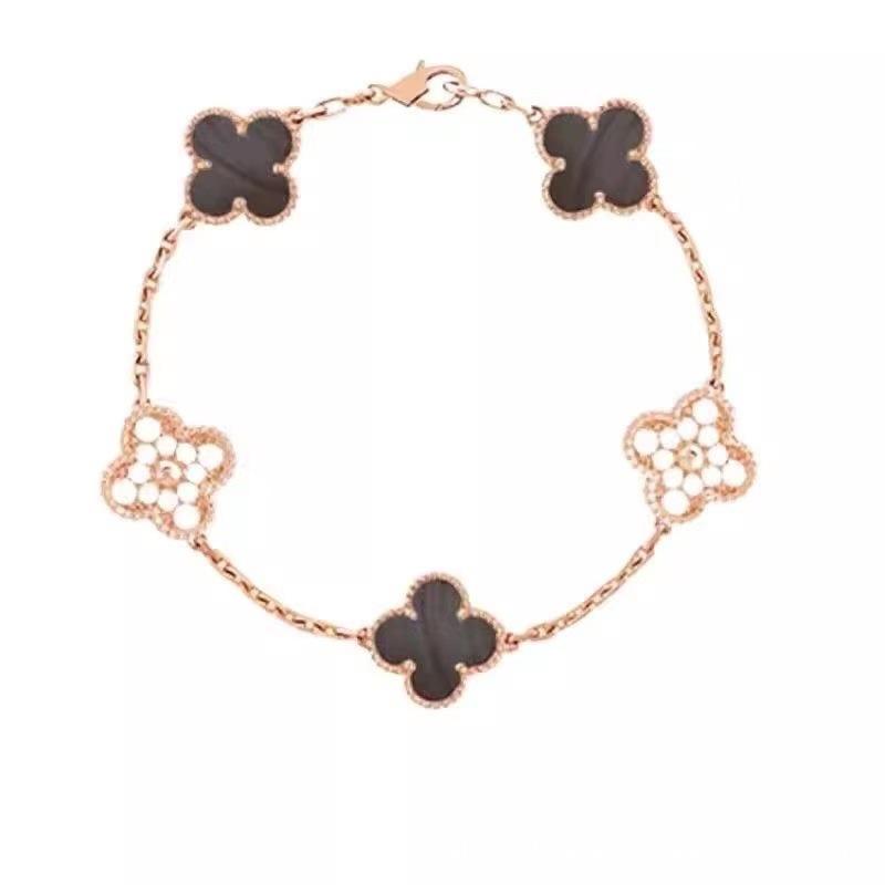 Luxury Four-leaf Clover Bracelet Unisex Versatile and Sophisticated Lucky Clover Bracelet