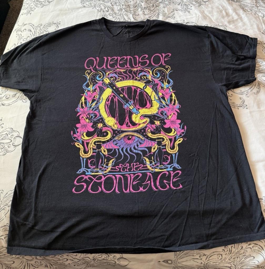 Queens of the Stone Age T-Shirt Unisex Black Color Full Size
