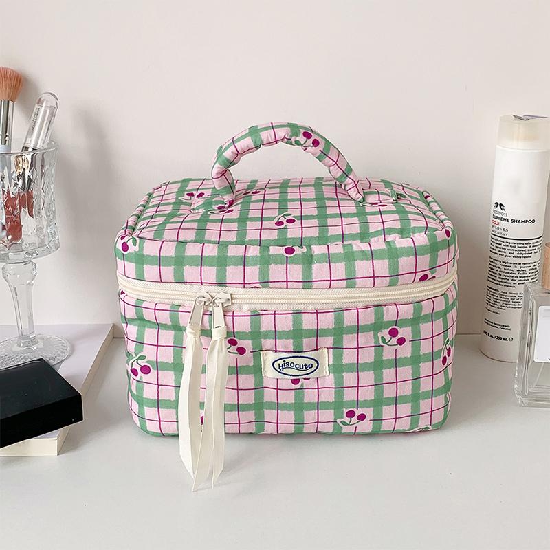 INS Cherry Plaid Cosmetic Bags Large-Capacity Makeup Cosmetics Storage Bags Travel Essential Wash Bag Bathroom Wash Bags